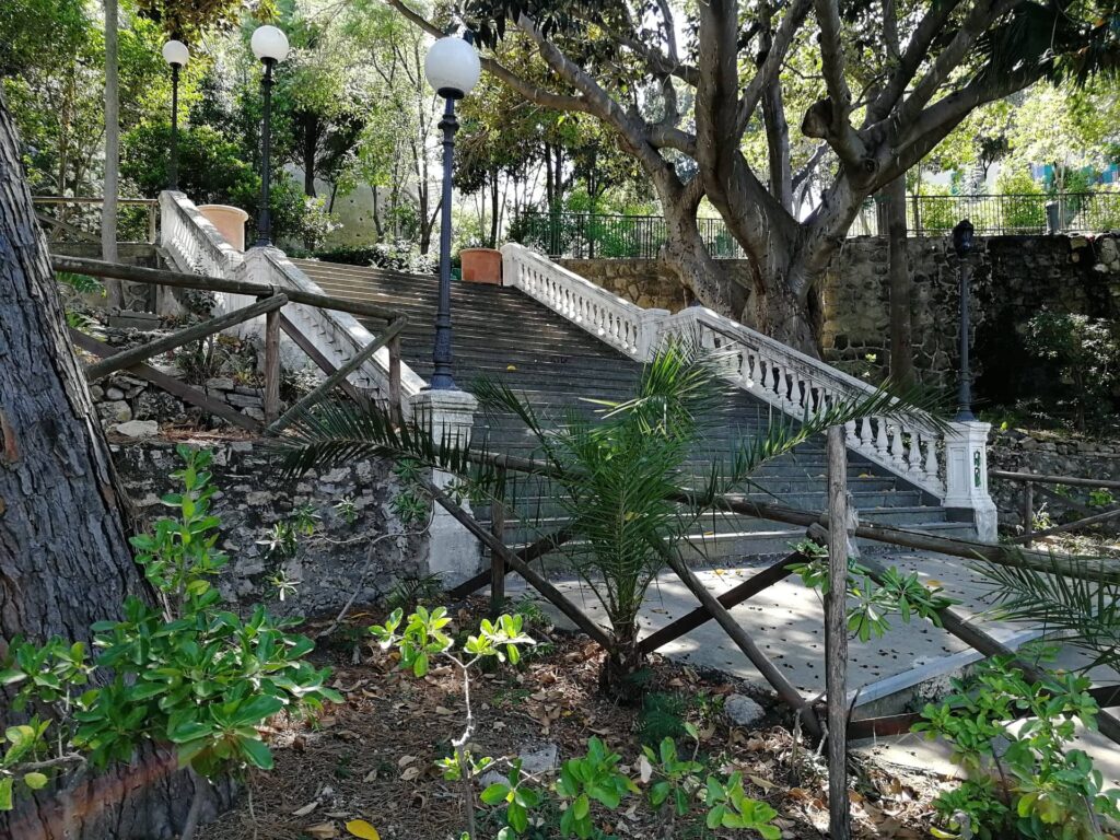 La Villa Comunale, una passeggiata nel verde e nella storia