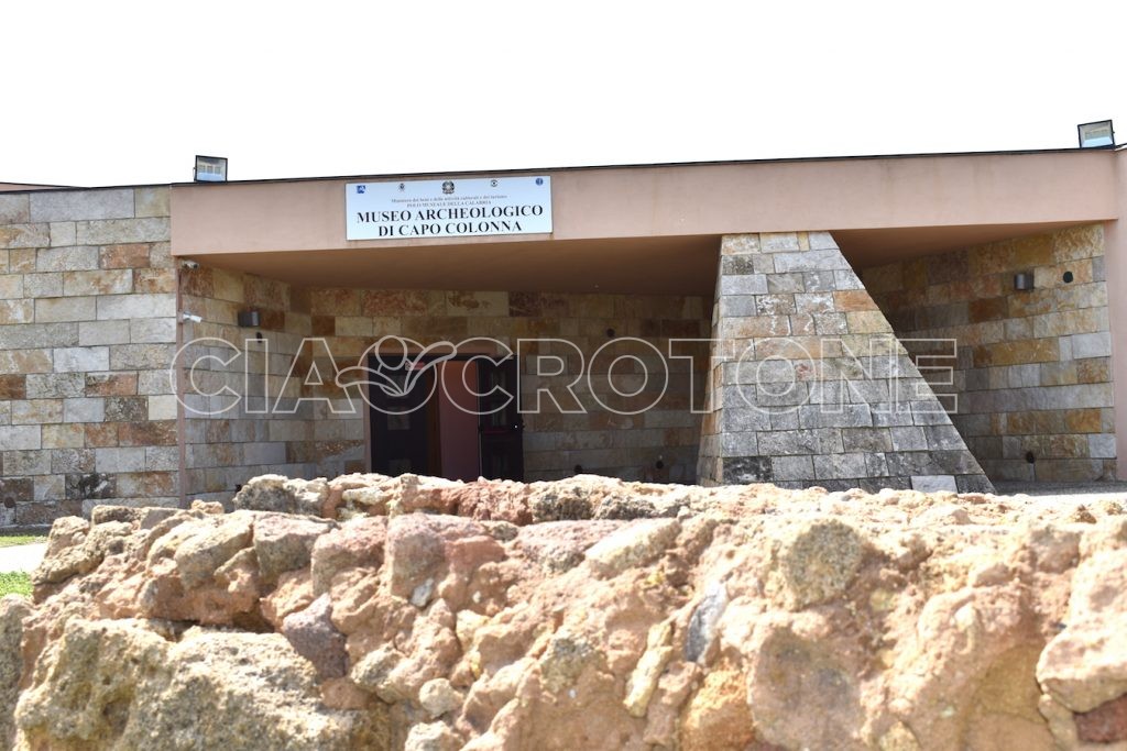 Museo Archeologico di Capo Colonna – Esterno (Redazione, 29 Marzo 2022)DSC_0292