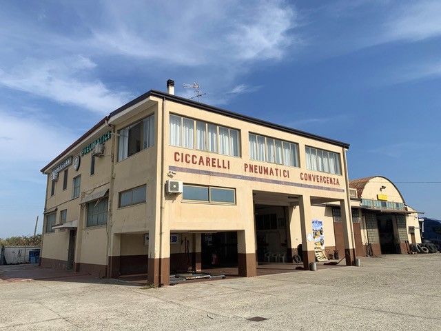 Foto Esterno – Ciccarelli Pneumatici