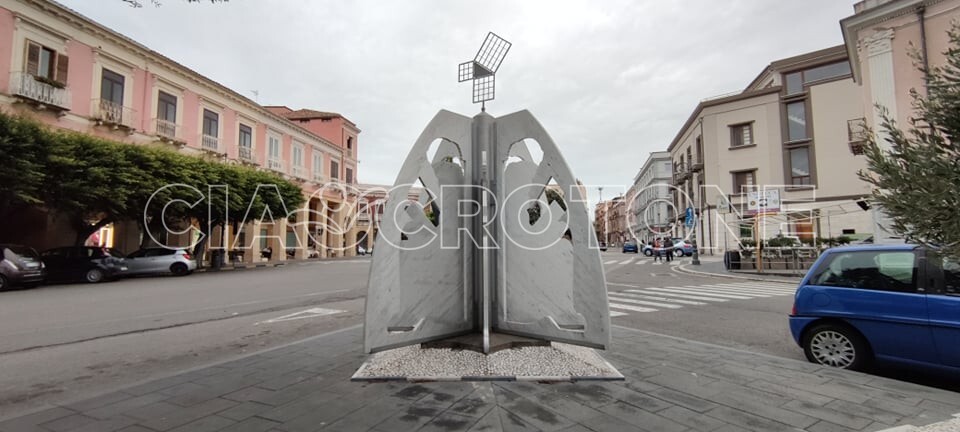 Piazza Pitagora – Installazione – Redazione – 16 ottobre 2021