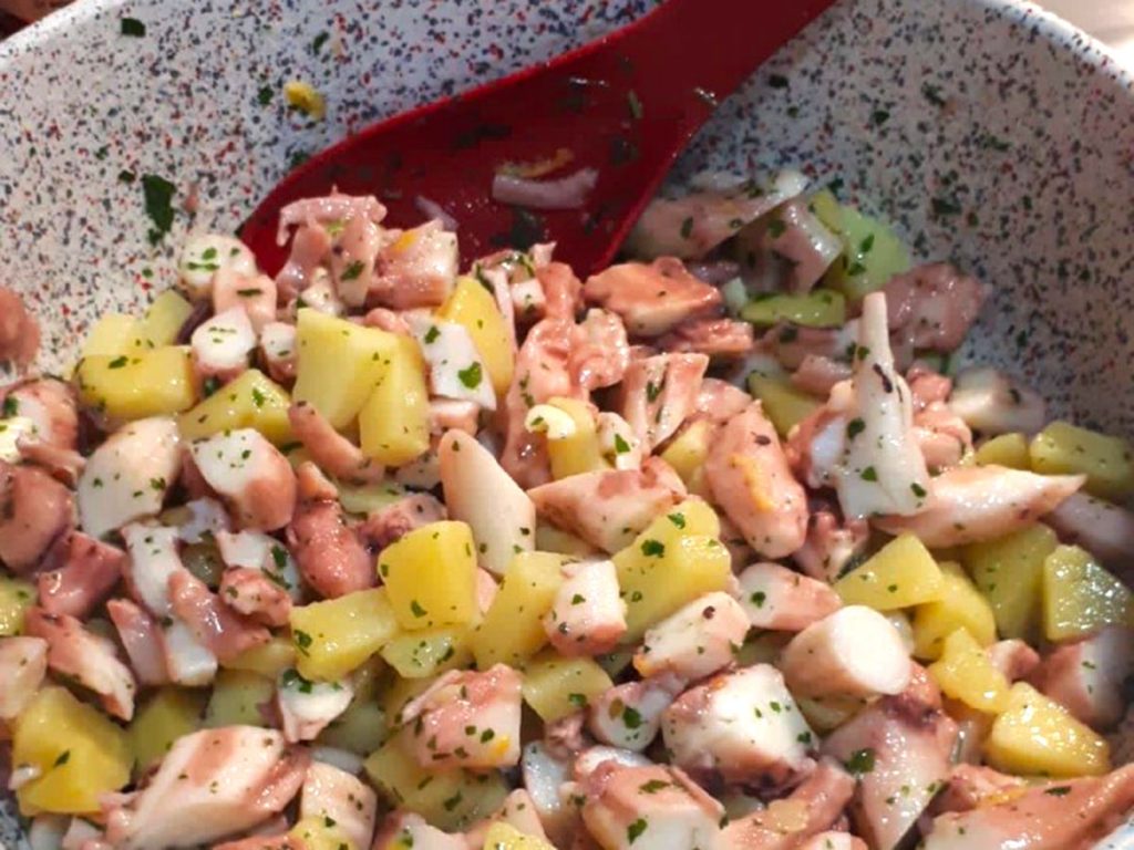 Il gusto a casa tua con l’insalata di polipo de La Casa del Surgelato