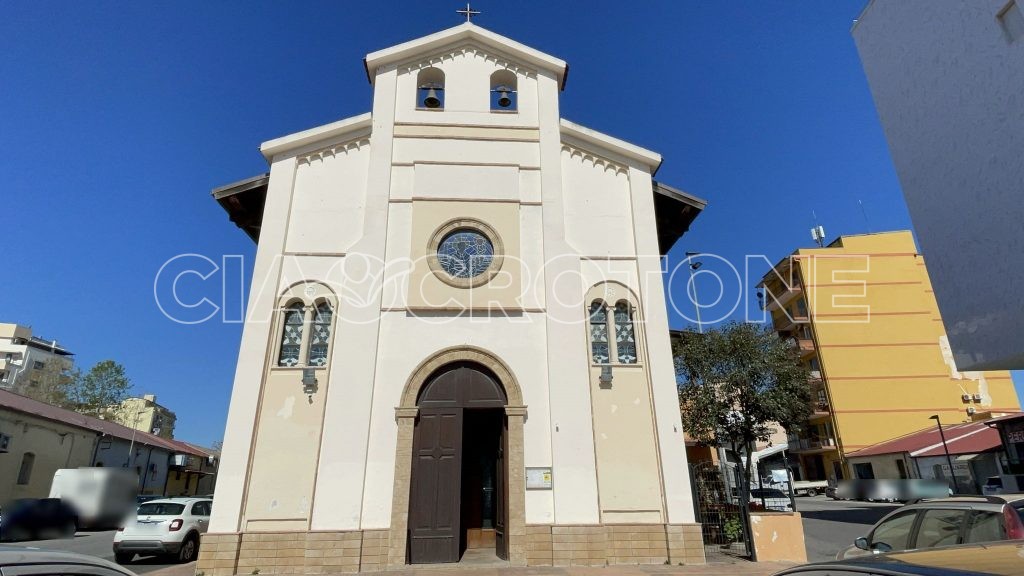 Crotone, la Chiesa di Sant’Antonio da Padova nel rione Marinella